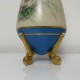 Vase en porcelaine à décor de papillons époque Napoléon 3