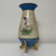 Vase en porcelaine à décor de papillons époque Napoléon 3