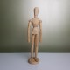 Mannequin en bois articulé en bois sur socle 32 cms