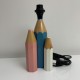 Lampe en bois polychrome vintage a decor de crayons